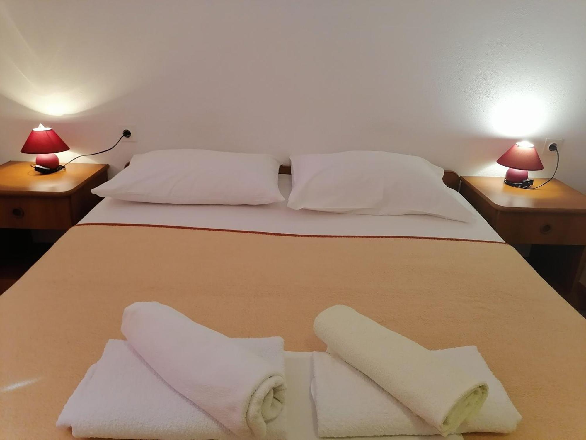 Mirjana F Apartaments Baška Kültér fotó