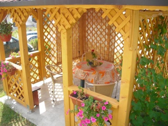 Mirjana F Apartaments Baška Kültér fotó