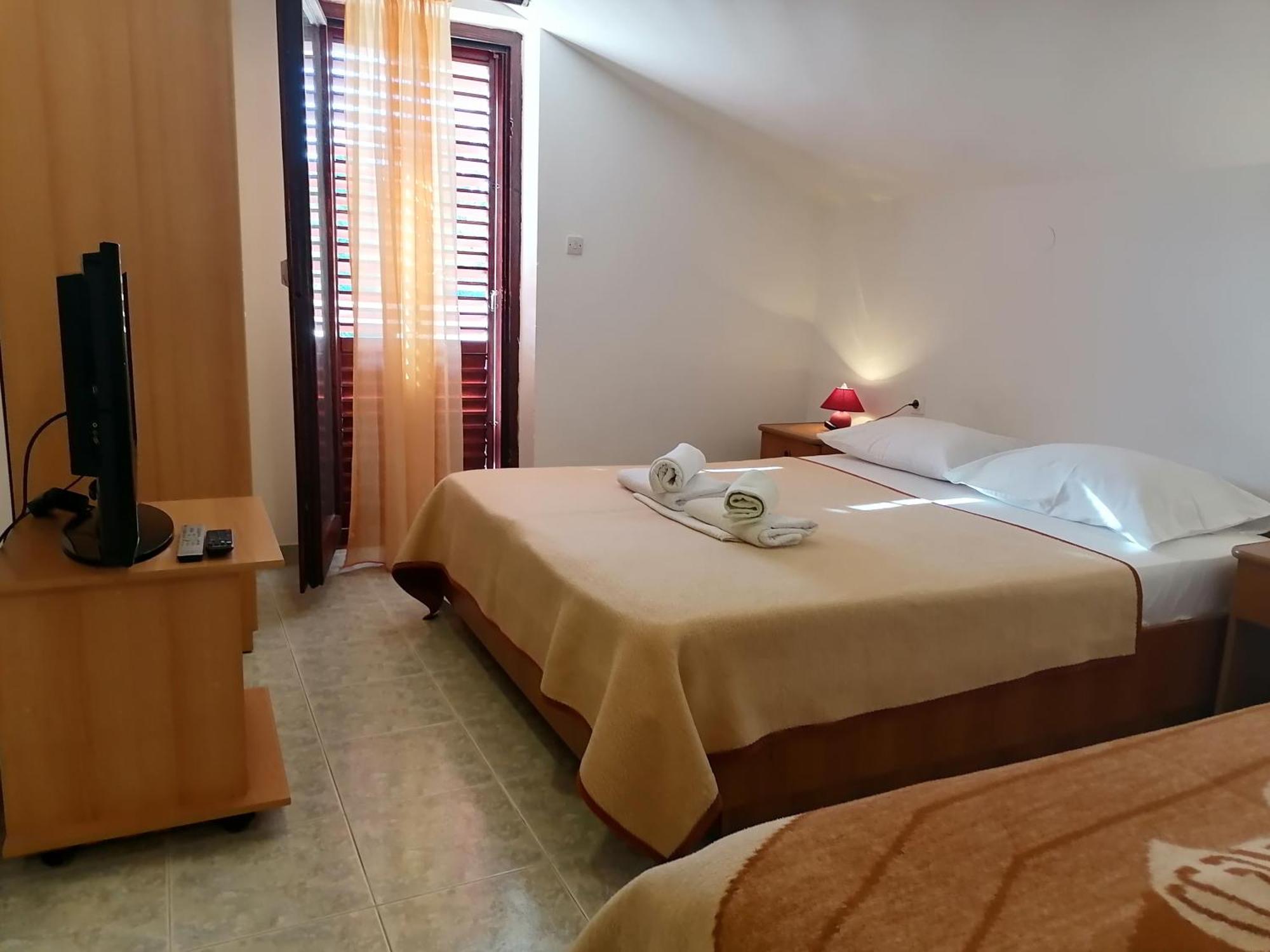 Mirjana F Apartaments Baška Szoba fotó