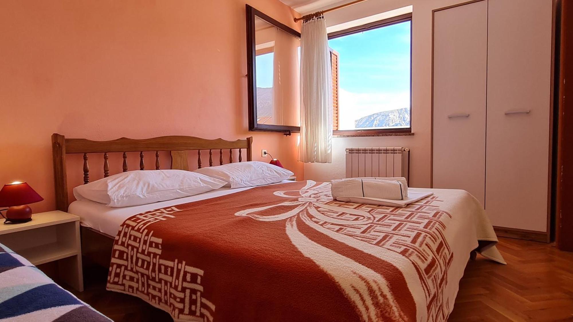 Mirjana F Apartaments Baška Kültér fotó