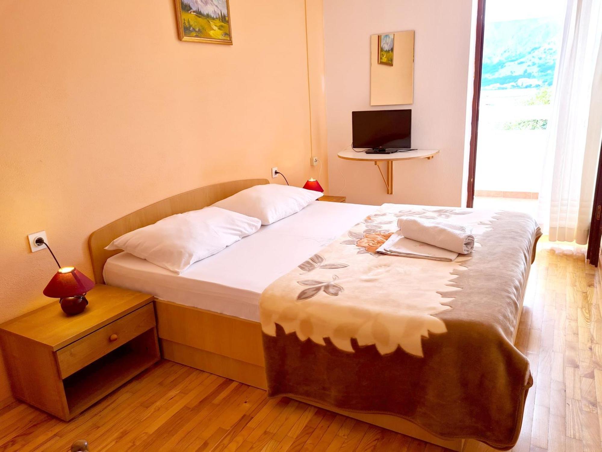 Mirjana F Apartaments Baška Kültér fotó