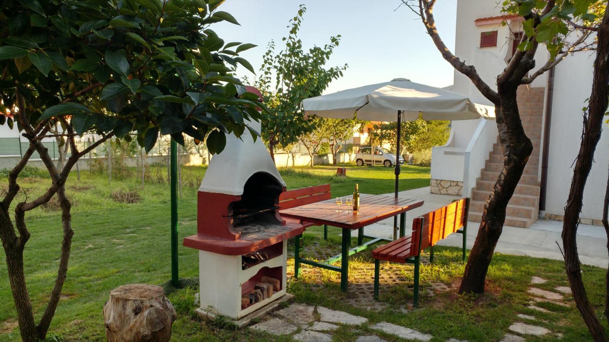Mirjana F Apartaments Baška Kültér fotó