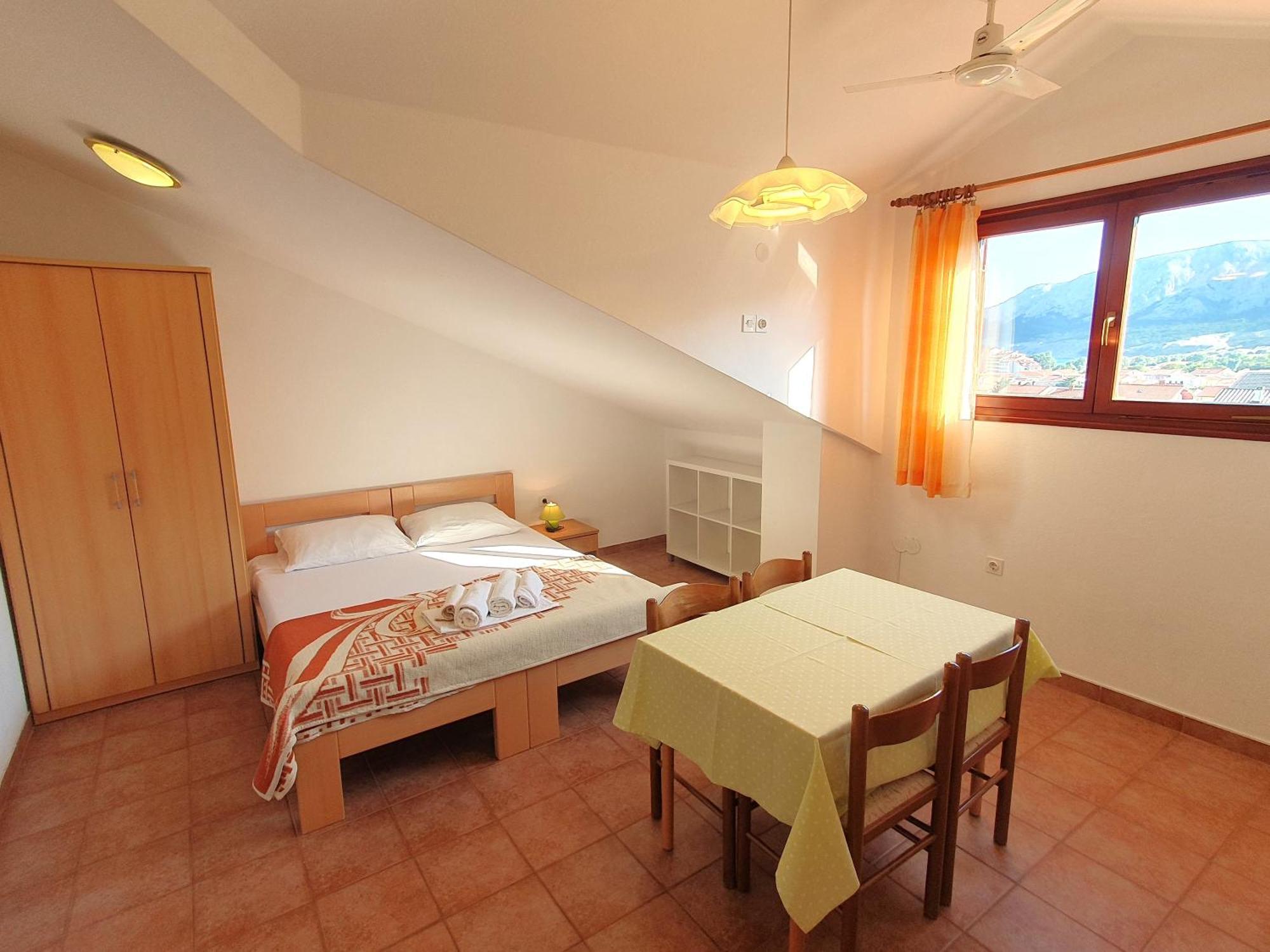 Mirjana F Apartaments Baška Kültér fotó
