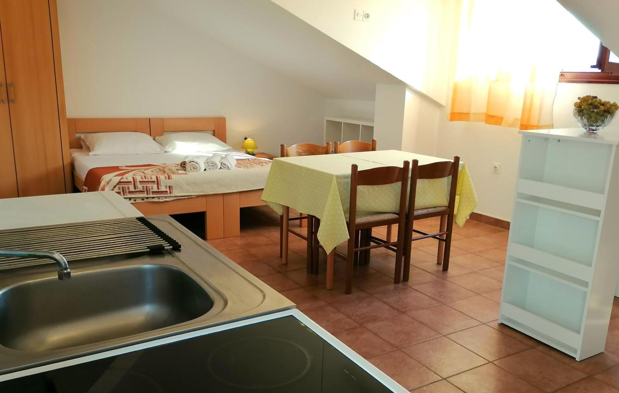Mirjana F Apartaments Baška Kültér fotó